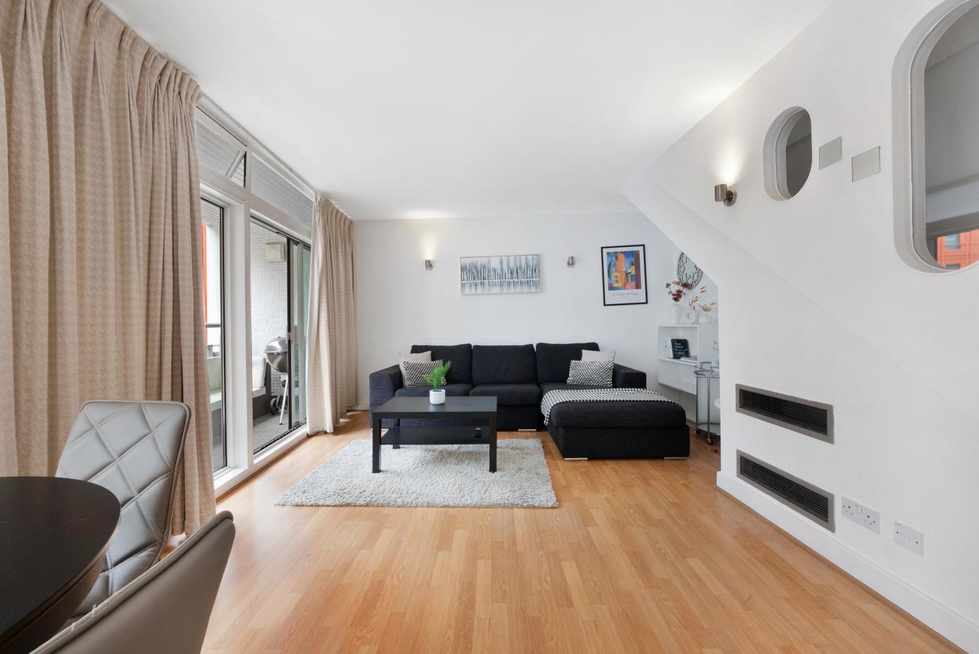 2 Bed Apartment- Central London- Lift & Balcony Exterior photo