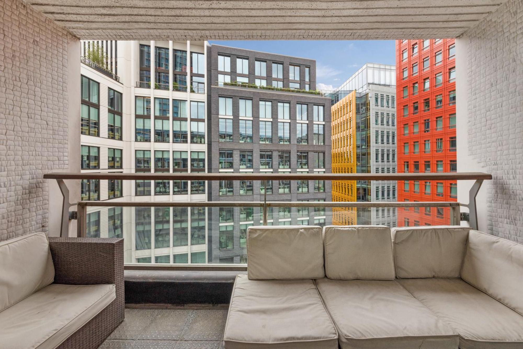 2 Bed Apartment- Central London- Lift & Balcony Exterior photo